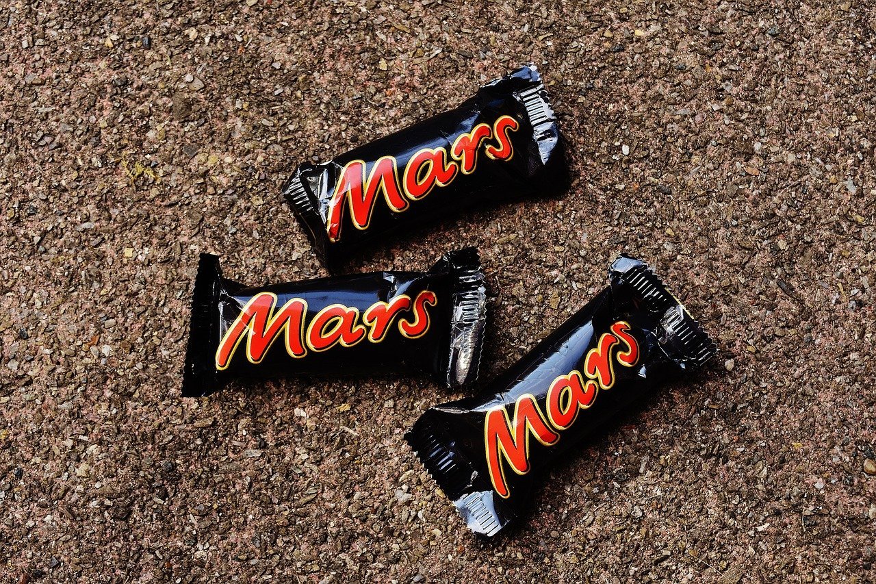 Photo by Alexas_Fotos - copyfind.net chocolate bar, sweetness, chocolate, mars, caramel, sugar, cute, yummy, treat, sweet, chocolate bar, chocolate bar, chocolate bar, chocolate bar, chocolate bar, mars, mars, mars